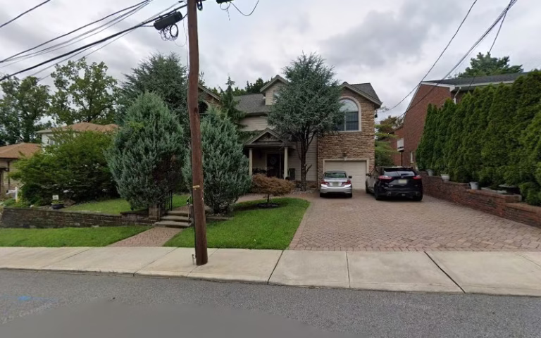 90346 healthy living mold inspections llc 1 768x480