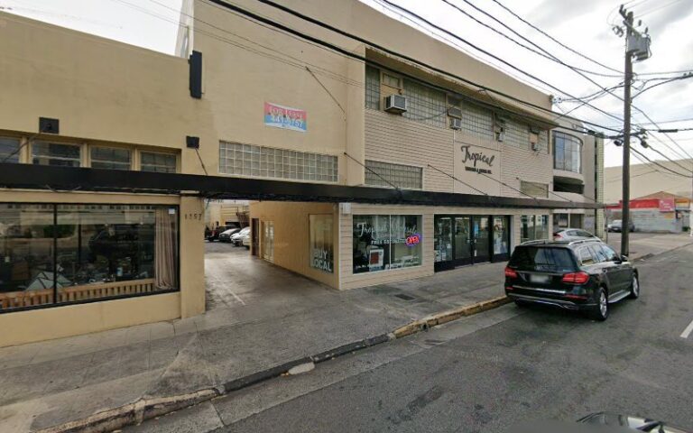 9147 tropical wholesale 1 768x480