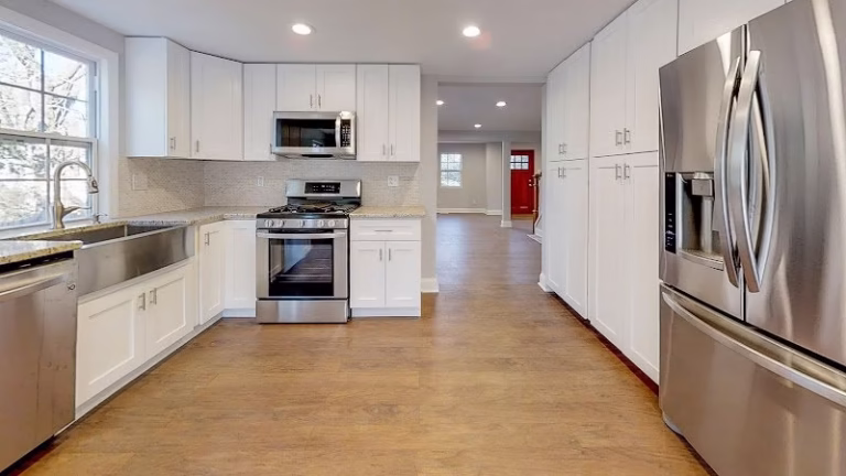 94392 iconic kitchen and bath design studio 768x432