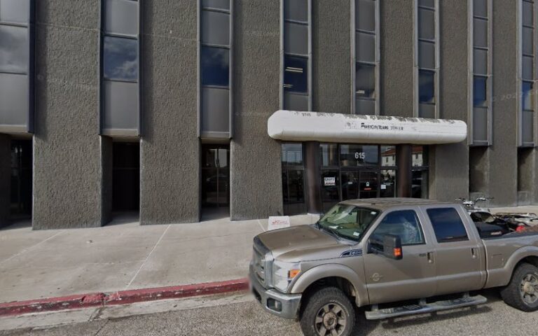 9489 sparkling city siding co 1 768x480