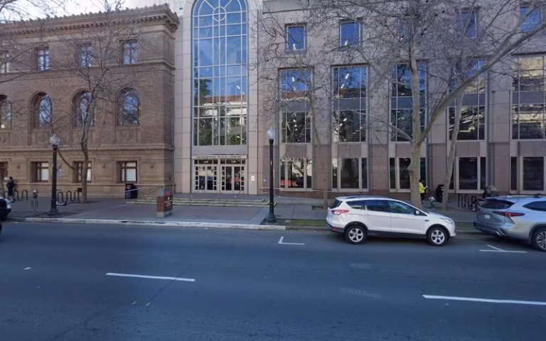 98452 sacramento custom kitchen and bath 768x480