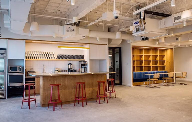 99627 t t custom cabinets 768x490