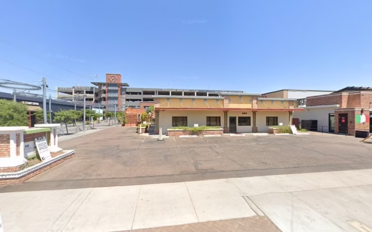 116907 gilbert cleaning 768x480