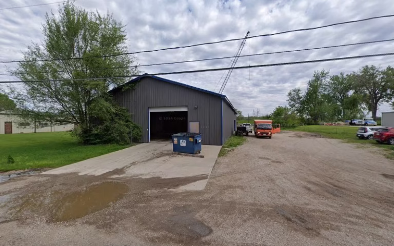 118037 actually clean floor furniture des moines ia 768x480