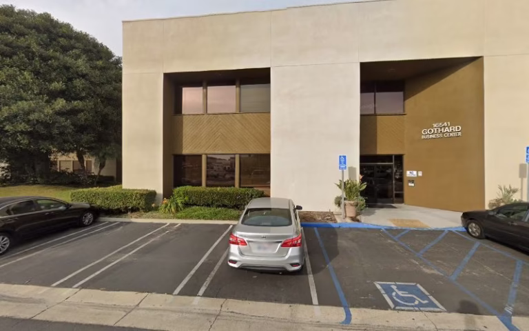 118746 huntington beach carpet cleaning 768x480