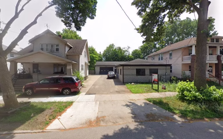 119860 professional maintenance of michigan 768x480