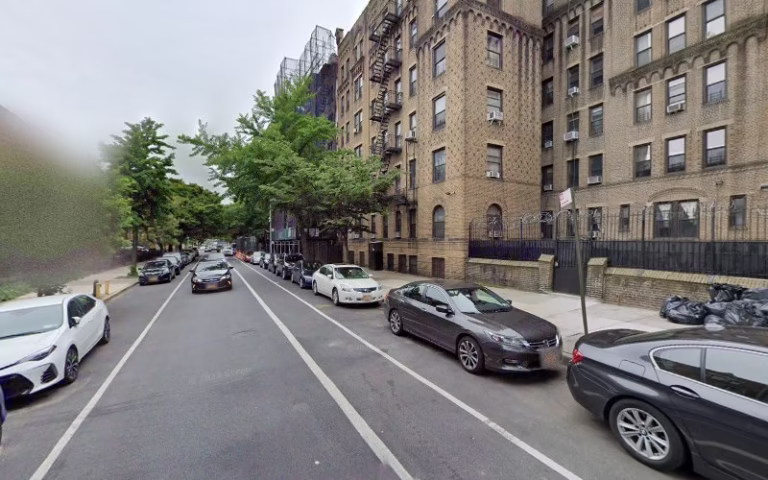 120554 prestige line plumbers 247 768x480