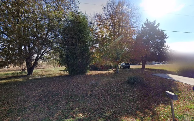 121242 sludge busters plumbing and septic tank service 768x480