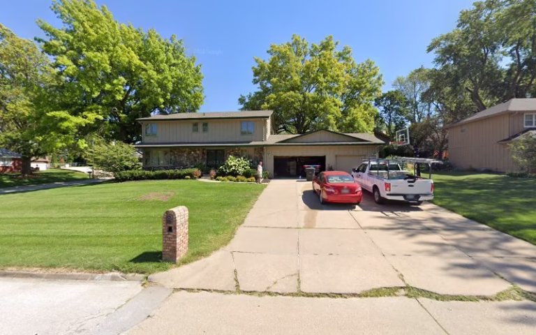 129866 t k painting 768x480