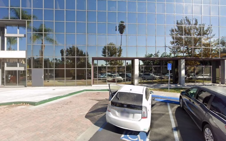 131541 architecture refined corporation 768x480