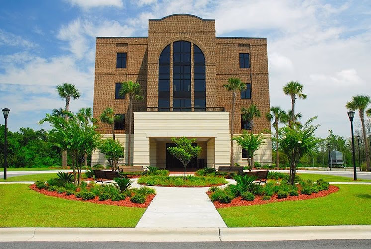 131870 thomas hutton savannah office