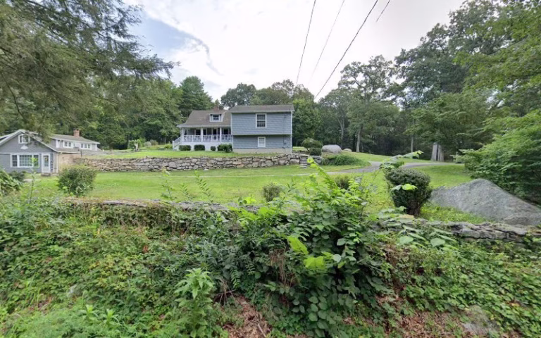 132362 white architects 1 768x480