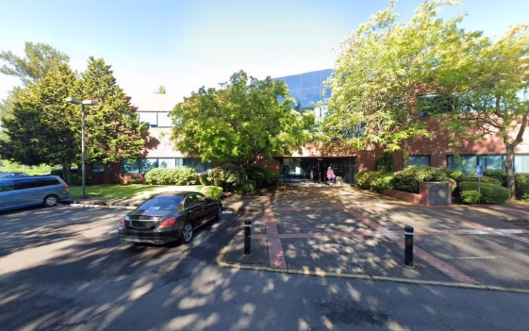 134992 eugene roofing 768x480