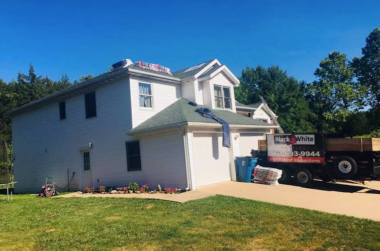 135324 black white roofing 1