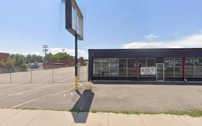 136211 roofer adams rapid service 768x480