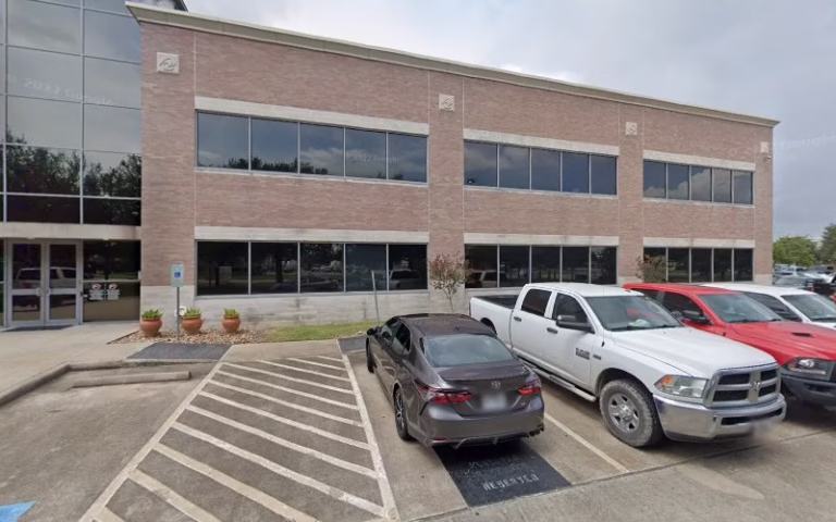 136932 elite texas roofers 768x480