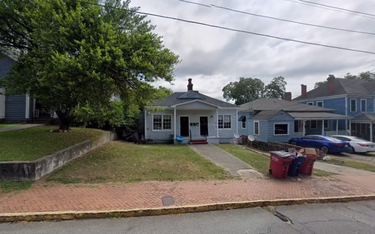 137073 macon roofing company 3 768x480