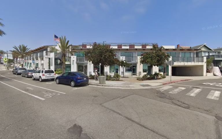 138836 hall roofing 768x480