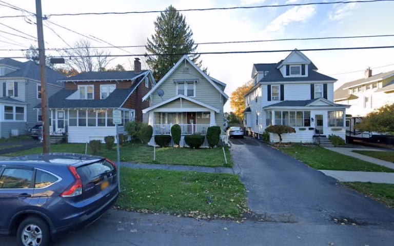 139278 signature roofing siding 1 768x480