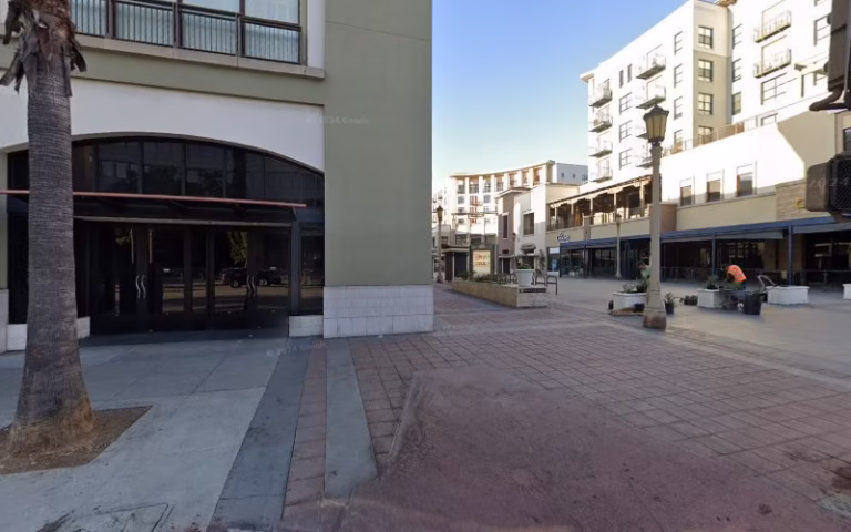 139599 tiffs roofer guys 1 768x480