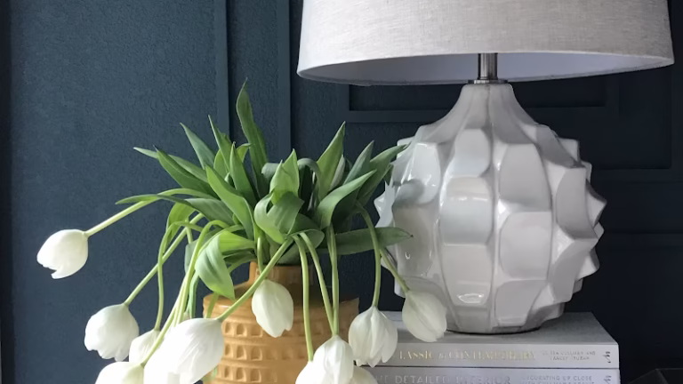 140978 murphy motifs 1 768x432