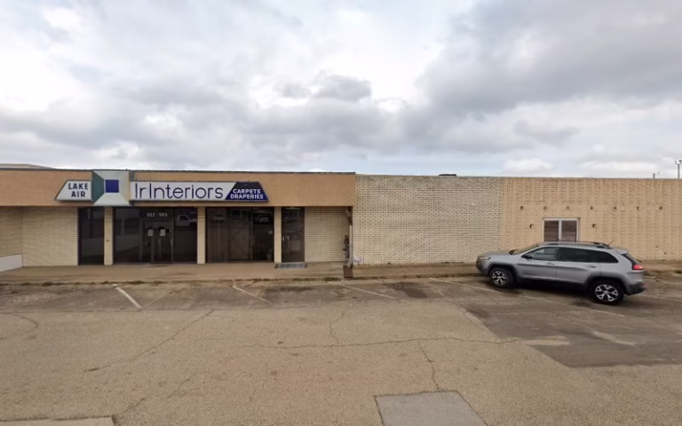 143508 lake air interiors 1 768x480