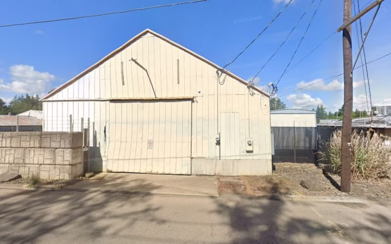 144598 jw underground shop 768x480