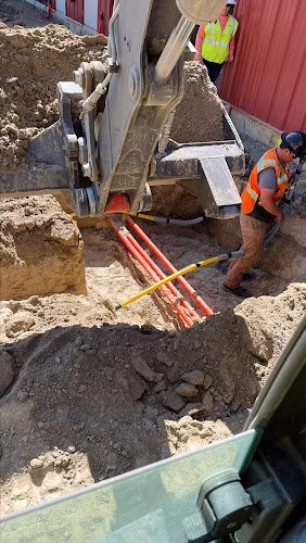 145340 maxus excavating