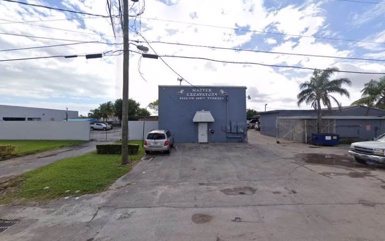 145591 master excavators inc 768x480