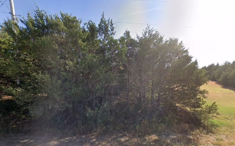 146055 hennes excavating 1