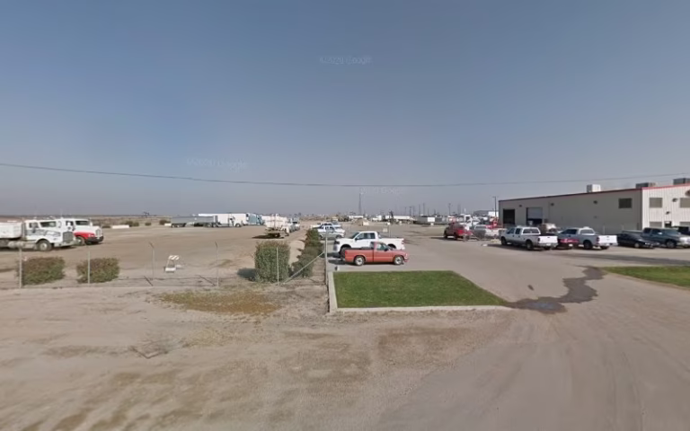 146082 golden construction excavation 768x480