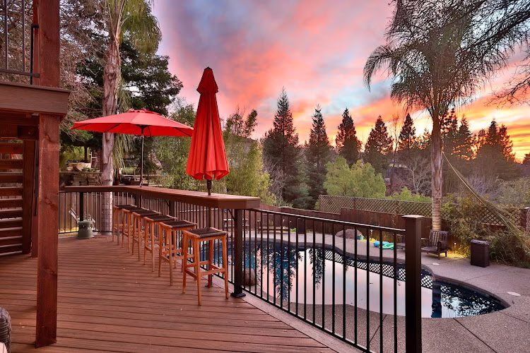 146800 stone ridge decking 1