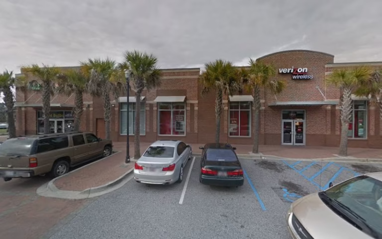 146962 charleston deck crafters 768x480