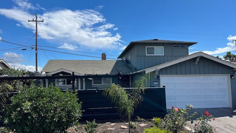 147414 ha painting 768x432