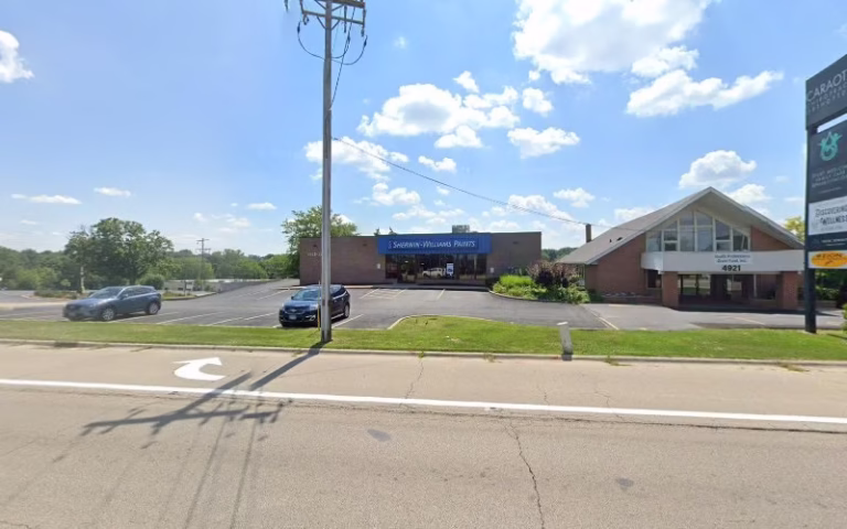 150499 sherwin williams paint store 6 768x480