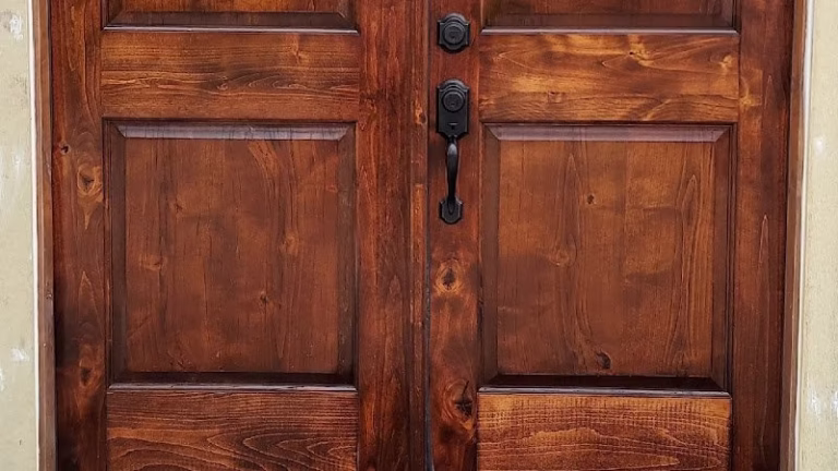 151398 door refinishing services and more 768x432