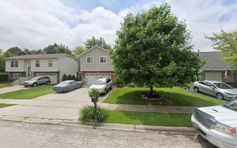 151773 r r painting 1 768x480