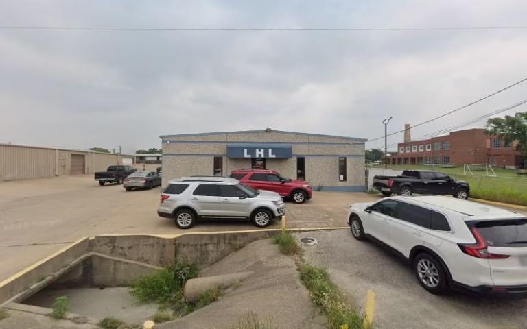 152574 l h land painting co 1 768x480