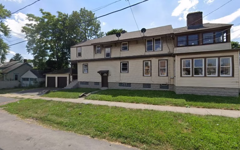 152742 panicos painting 1 768x480