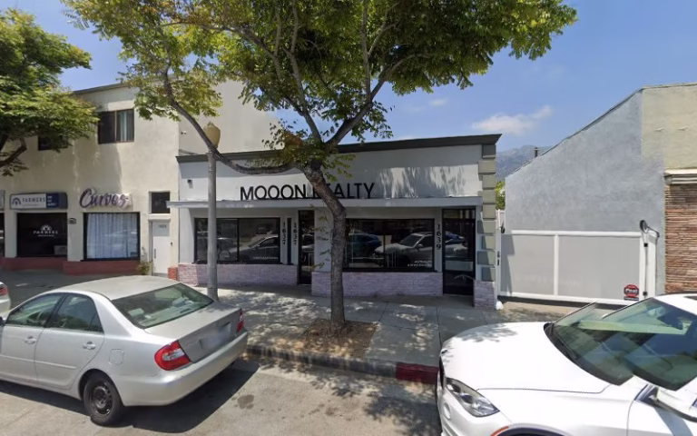 152898 young moon painting corporation 1 768x480