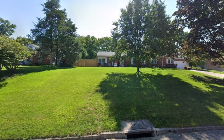 153212 rich mitchell painting pressure washing 768x480