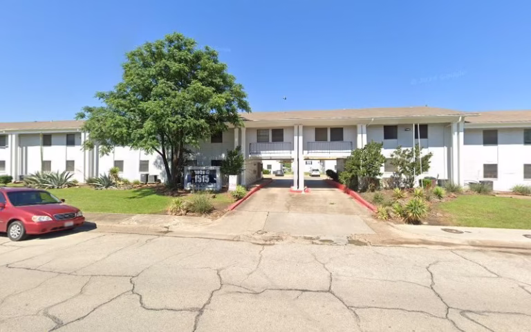 153789 diaz painting 1 768x480