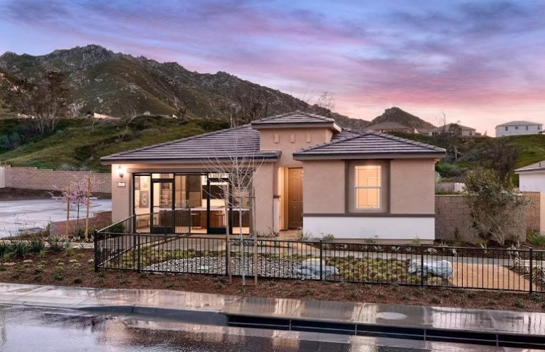 154232 compass at summit canyon by pulte homes 768x496