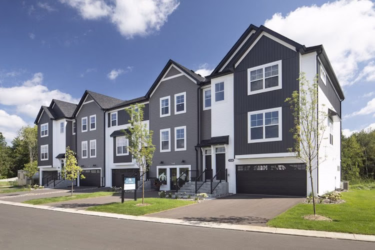 154875 mi homes thompson square east 1