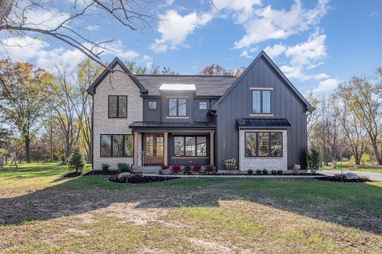 155262 five daughters construction 1