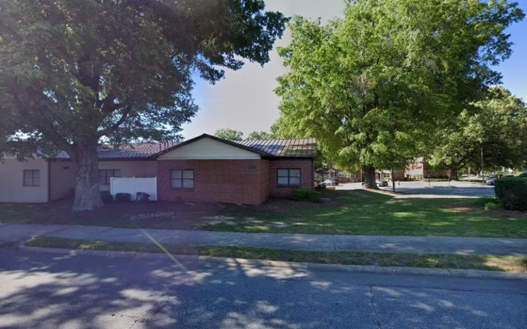 155698 ray warren homes 1 768x480