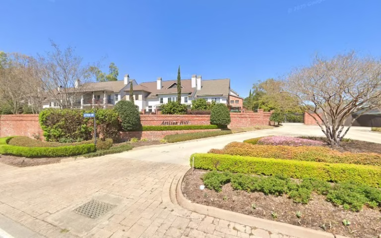 158740 artisan hill 1 768x480