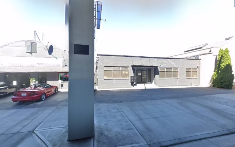 168542 andrew sons roof repair 768x480