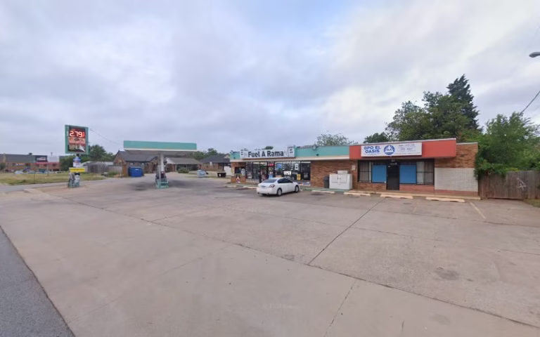 168763 custom gutters inc 768x480