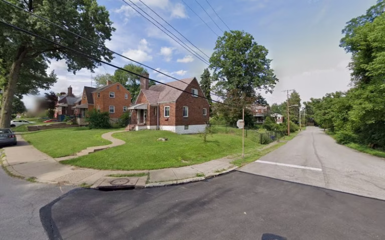 171183 dg gutters and chimney cleaning 768x480